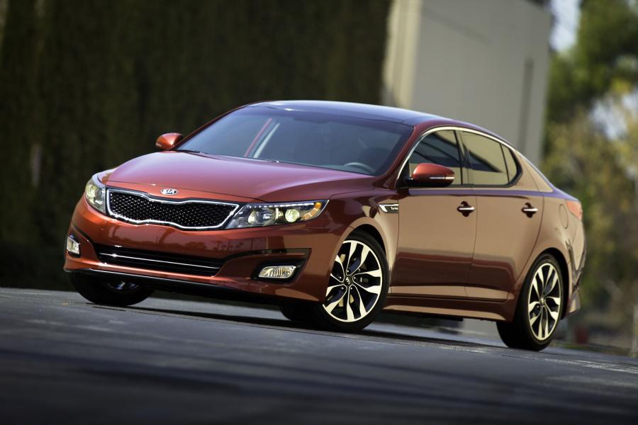  Kia Optima 2015 года  (фото 11 из 51)